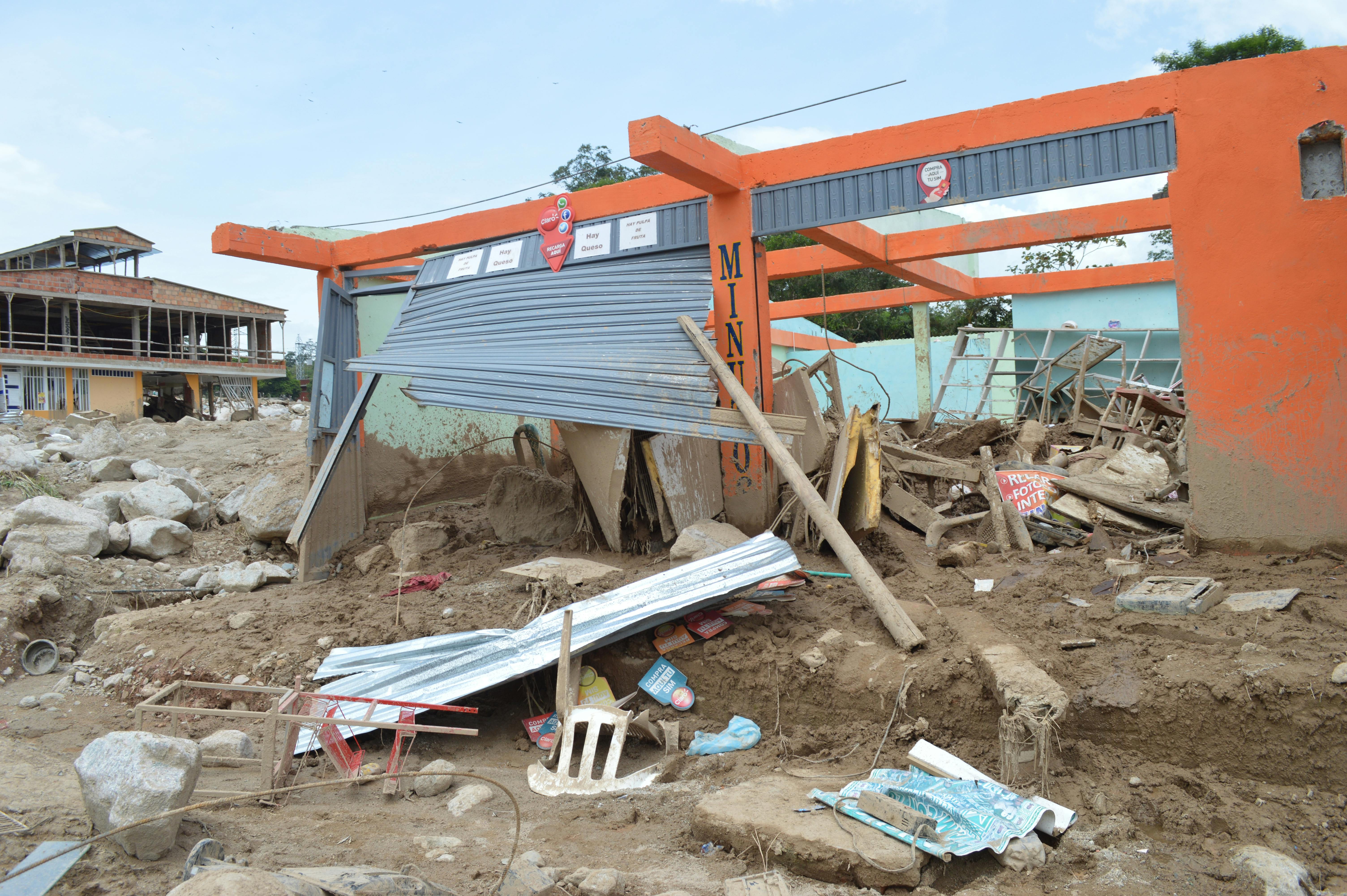 Be Highly Aware of Dangers & Risks for Your Family and Pets During Emergencies